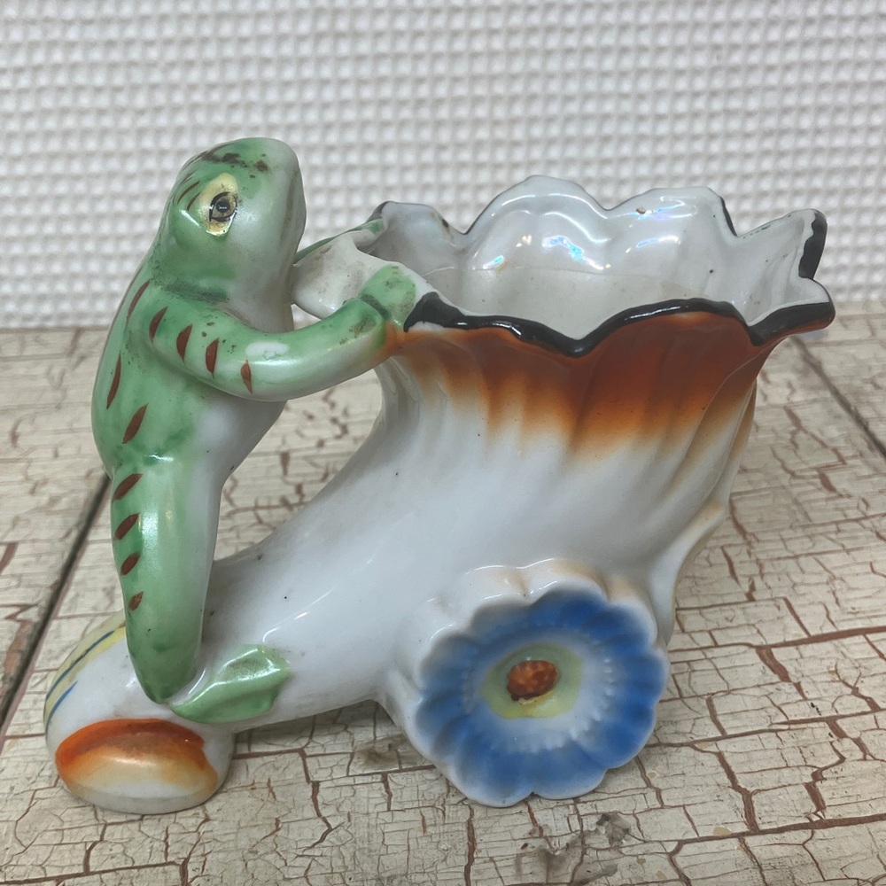 Frog planter - Picture 4 of 9